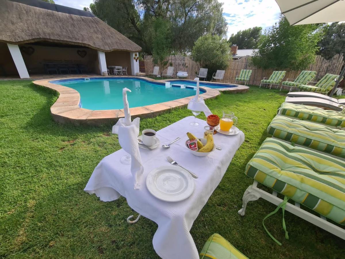 Victoria West Victoria Oaks Guesthouse מראה חיצוני תמונה