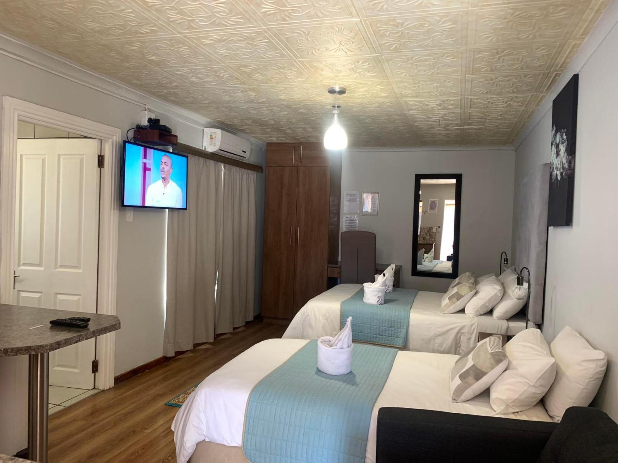 Victoria West Victoria Oaks Guesthouse מראה חיצוני תמונה